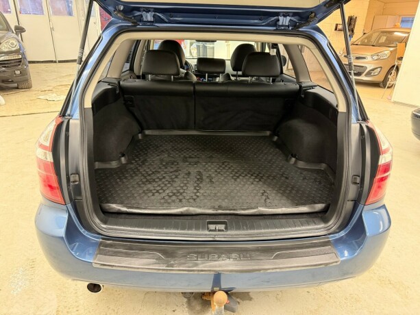 subaru-legacy-bensin-2007-big-22