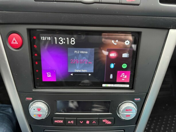 subaru-legacy-bensin-2007-big-13