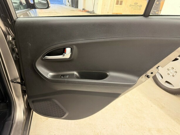 kia-picanto-bensin-2012-big-17