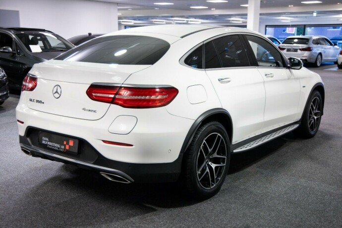 mercedes-benz-glc-elektrisitetbensin-2017-big-2