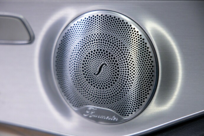 mercedes-benz-glc-elektrisitetbensin-2017-big-18