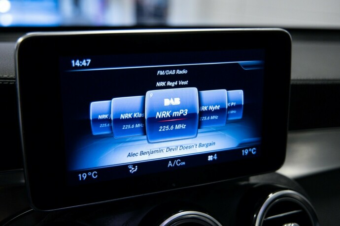 mercedes-benz-glc-elektrisitetbensin-2017-big-24