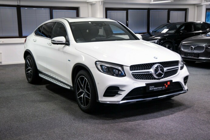 mercedes-benz-glc-elektrisitetbensin-2017-big-3