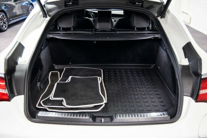 mercedes-benz-glc-elektrisitetbensin-2017-big-7