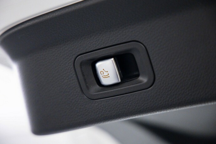 mercedes-benz-glc-elektrisitetbensin-2017-big-6