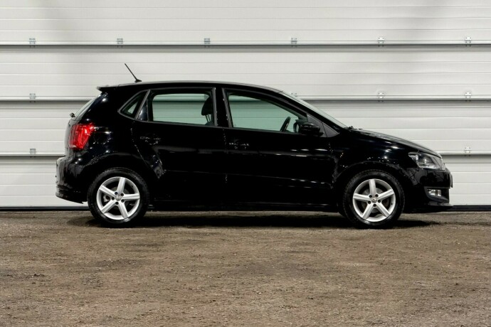 volkswagen-polo-bensin-2017-big-1