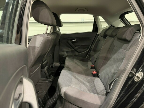 volkswagen-polo-bensin-2017-big-10