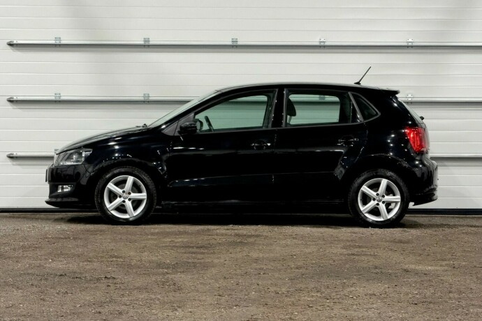 volkswagen-polo-bensin-2017-big-4