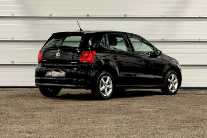 volkswagen-polo-bensin-2017-big-2