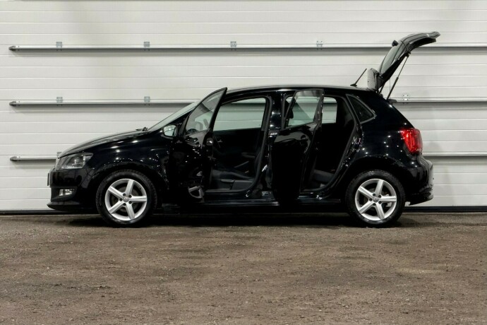 volkswagen-polo-bensin-2017-big-5