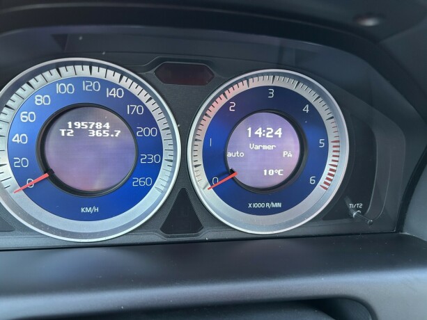 volvo-xc-60-diesel-2013-big-27