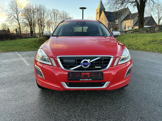 volvo-xc-60-diesel-2013-big-1