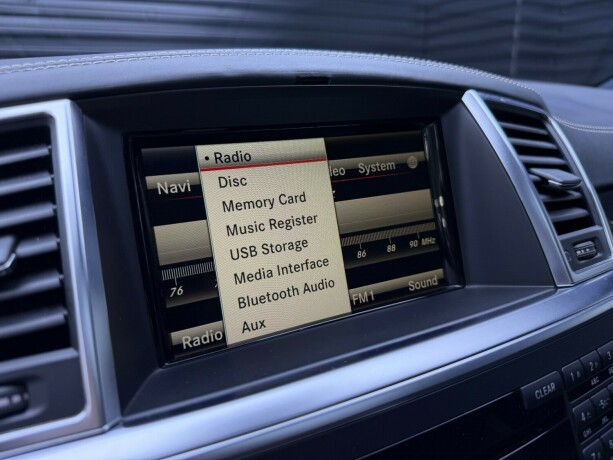 mercedes-benz-gl-bensin-2014-big-20