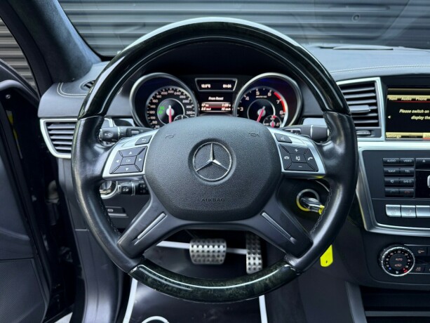 mercedes-benz-gl-bensin-2014-big-13