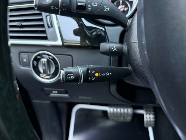 mercedes-benz-gl-bensin-2014-big-16