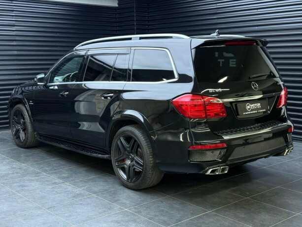 mercedes-benz-gl-bensin-2014-big-1