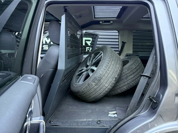 land-rover-discovery-diesel-2015-big-26