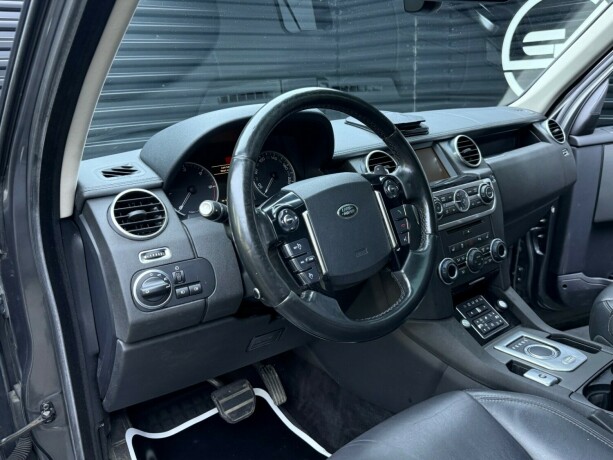 land-rover-discovery-diesel-2015-big-9