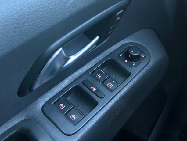 volkswagen-amarok-diesel-2015-big-22