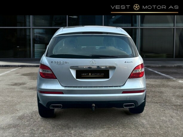 mercedes-benz-r-klasse-diesel-2010-big-5