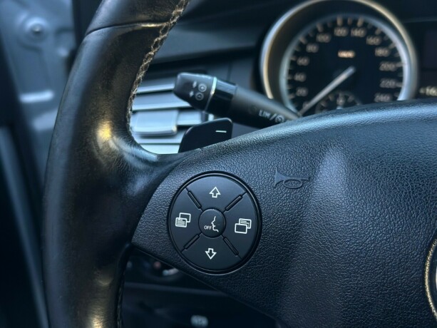 mercedes-benz-r-klasse-diesel-2010-big-21