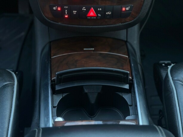 mercedes-benz-r-klasse-diesel-2010-big-25