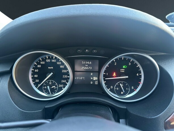 mercedes-benz-r-klasse-diesel-2010-big-36