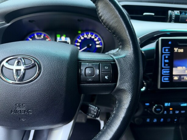 toyota-hilux-diesel-2017-big-14