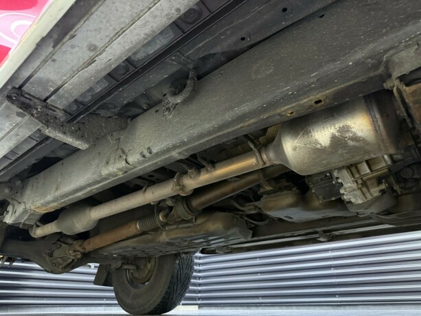 toyota-hilux-diesel-2017-big-9