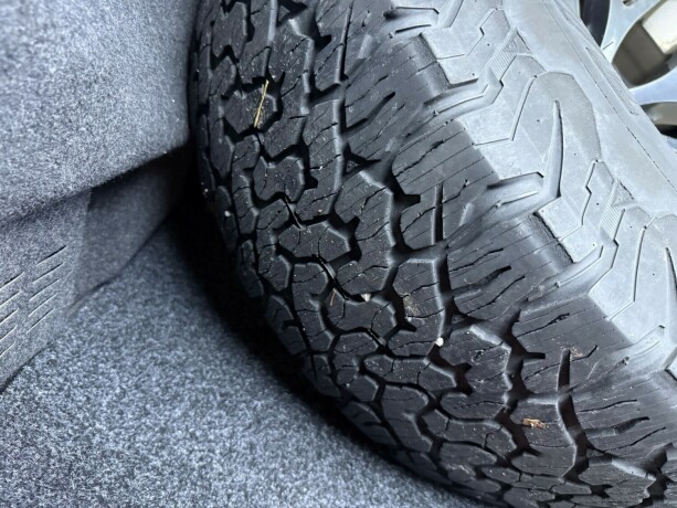 toyota-hilux-diesel-2017-big-34