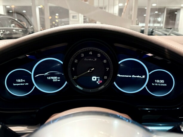 porsche-panamera-elektrisitetbensin-2018-big-20