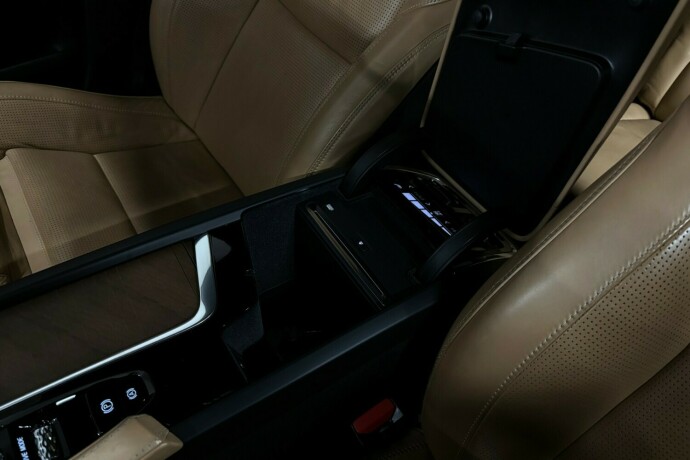 volvo-xc-90-diesel-2016-big-38