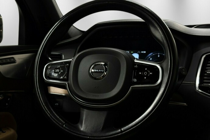 volvo-xc-90-diesel-2016-big-20