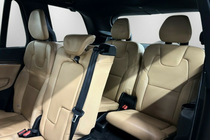 volvo-xc-90-diesel-2016-big-17