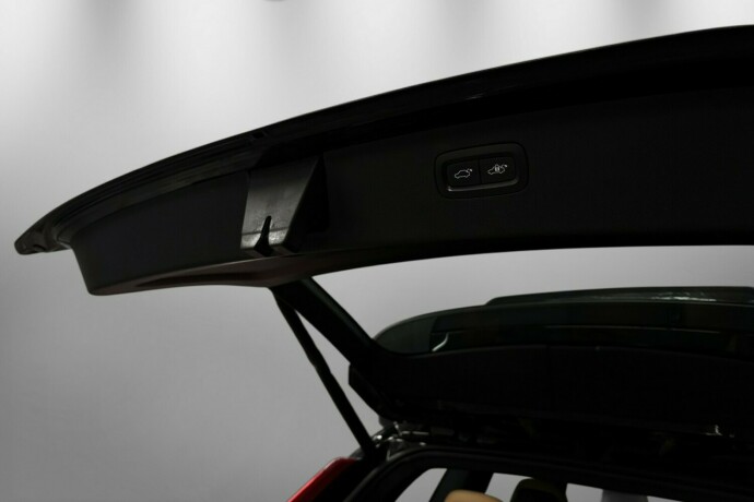 volvo-xc-90-diesel-2016-big-10