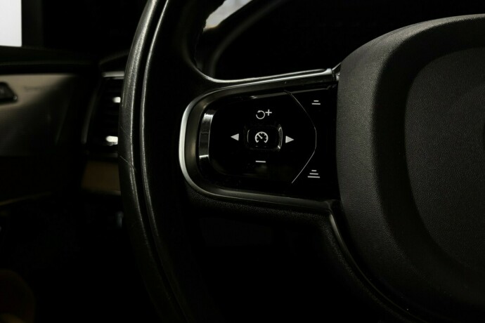 volvo-xc-90-diesel-2016-big-21