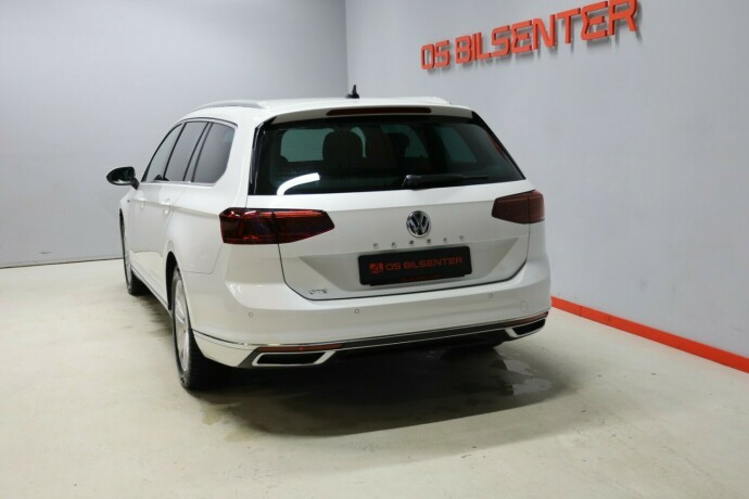 volkswagen-passat-elektrisitetbensin-2020-big-3