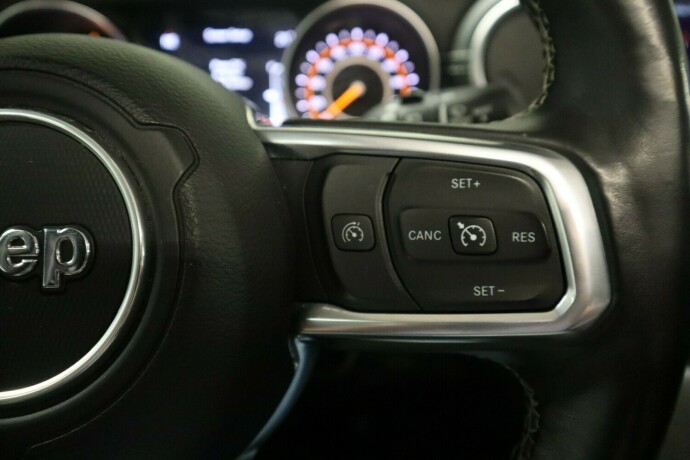 jeep-wrangler-diesel-2020-big-18