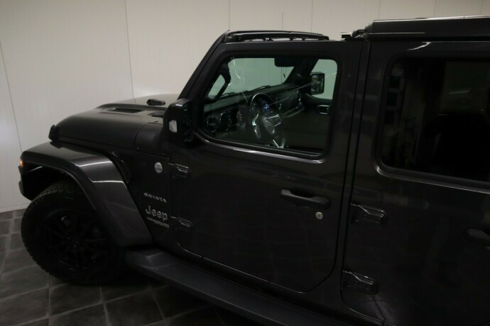 jeep-wrangler-diesel-2020-big-41