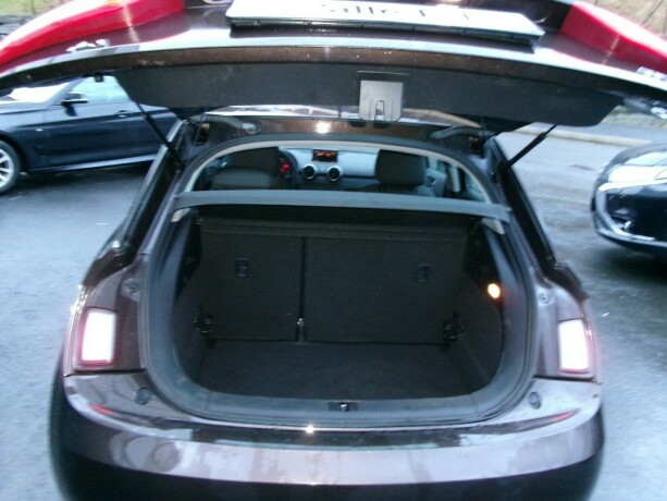 audi-a1-bensin-2013-big-6