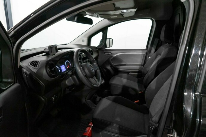 mercedes-benz-ecitan-elektrisitet-2024-big-6