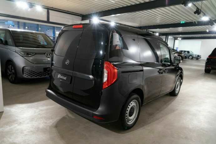 mercedes-benz-ecitan-elektrisitet-2024-big-4