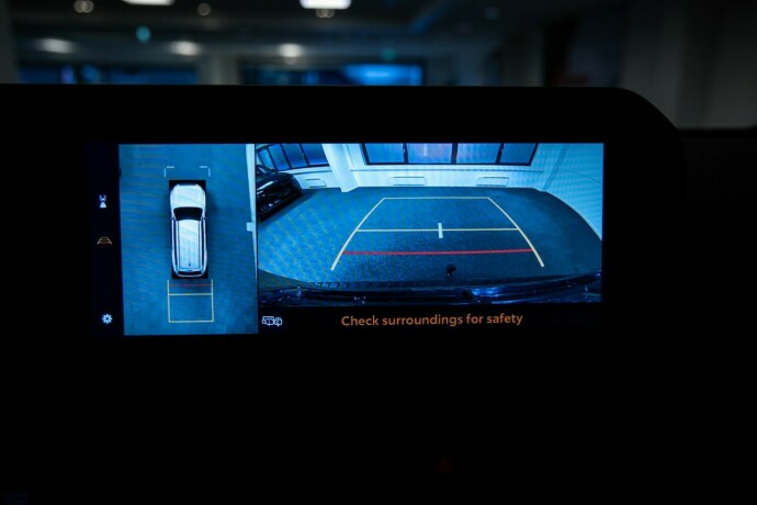 toyota-land-cruiser-diesel-2025-big-18