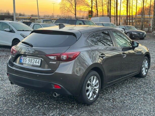 mazda-3-diesel-2014-big-6