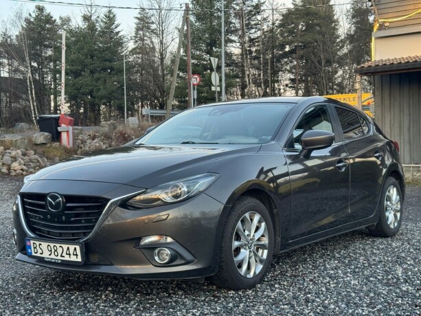 mazda-3-diesel-2014-big-2
