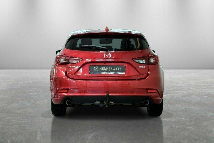 mazda-3-bensin-2018-big-7