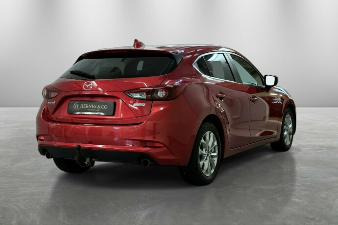 mazda-3-bensin-2018-big-5