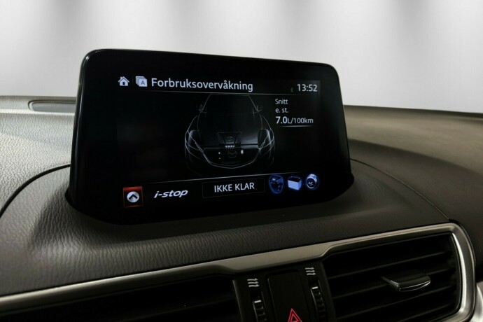 mazda-3-bensin-2018-big-21