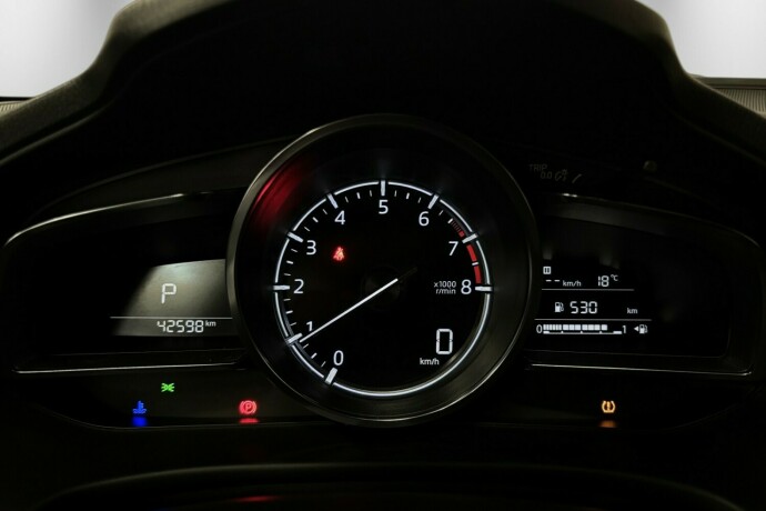 mazda-3-bensin-2018-big-19