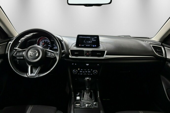 mazda-3-bensin-2018-big-14